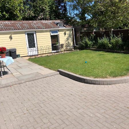 דירות קולצ'סטר Cosy 1 Bed Garden Annexe מראה חיצוני תמונה